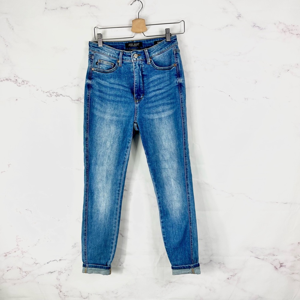 JUDY BLUE Medium Wash Skinny Fit